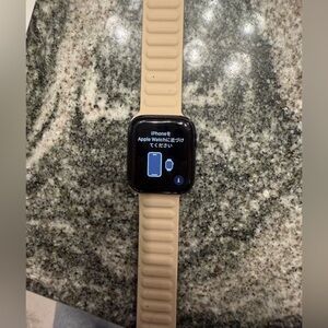Apple Watch SE 44mm